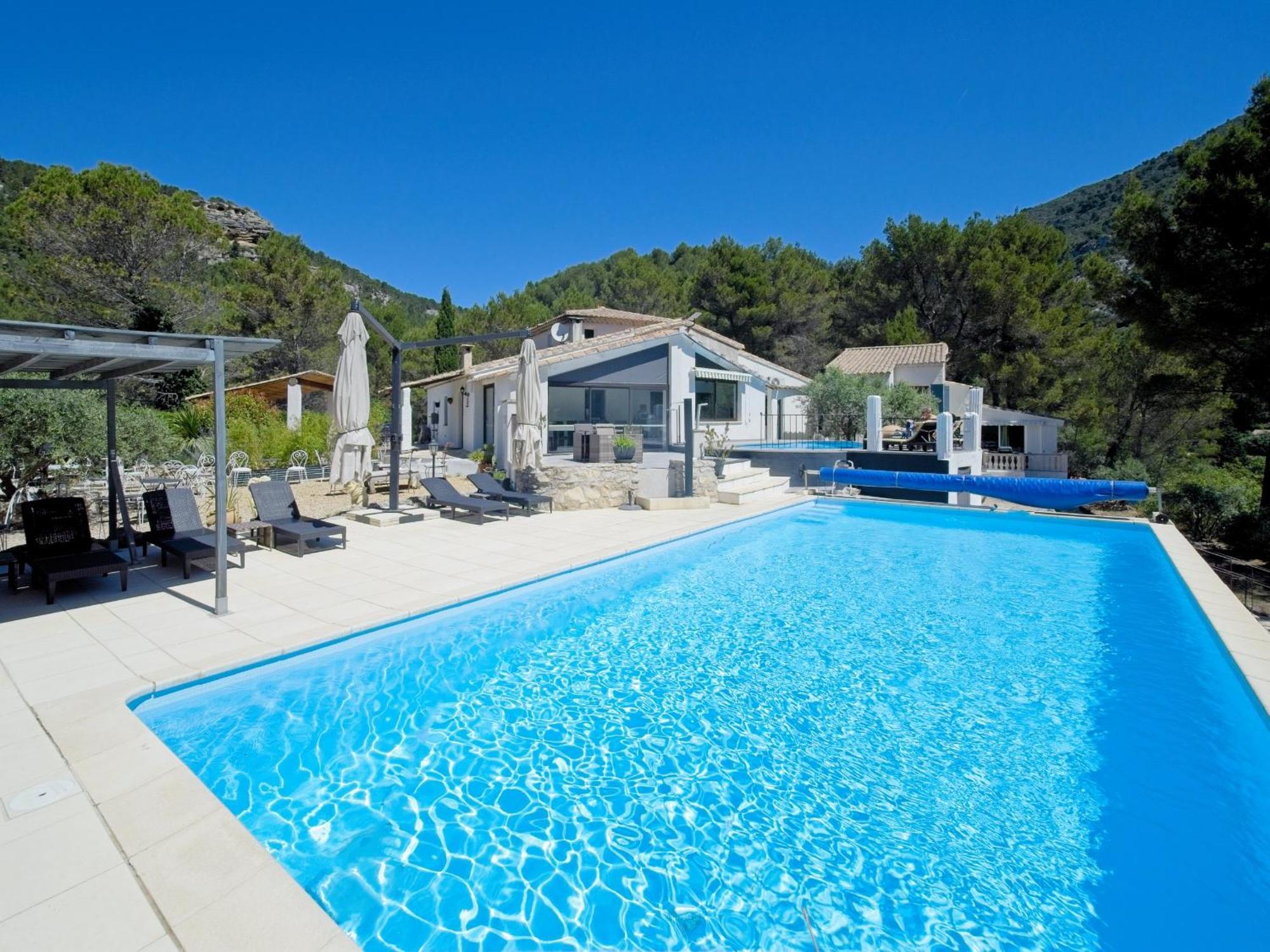 B&B Villa Chante Coucou Fontaine-de-Vaucluse Exteriör bild