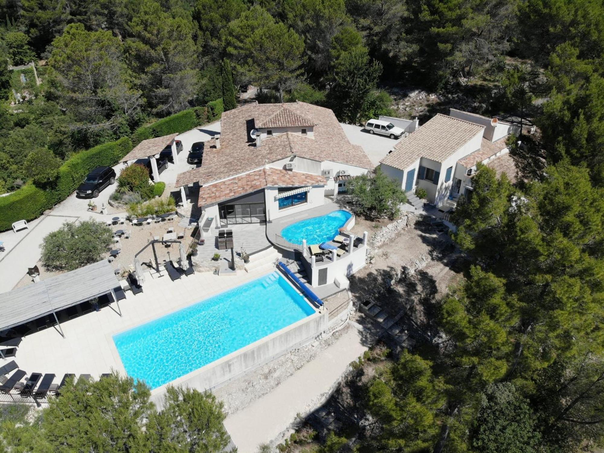 B&B Villa Chante Coucou Fontaine-de-Vaucluse Exteriör bild